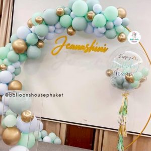 Organic Balloon Decoration