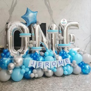 Alphabet Balloon Centrepiece