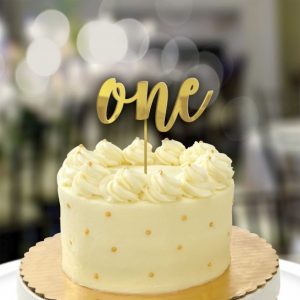 One cake topper