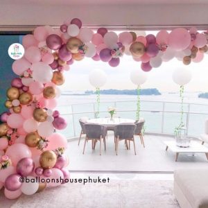 Organic Balloon Decoration – Pink & Super Gold