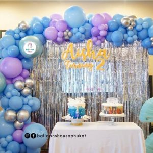 Organic Balloon Decoration – Blue & Purple