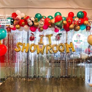 Organic Balloon Garland – Christmas