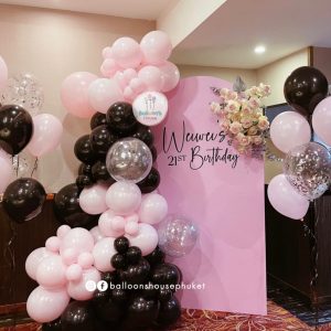 Organic Balloon Decoration – Black & Pink