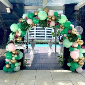 Balloon Arch - Green & Chrome Gold