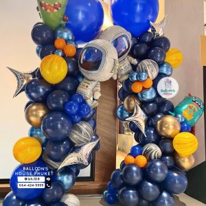 Organic Balloon Decoration – Astronaut Space Theme