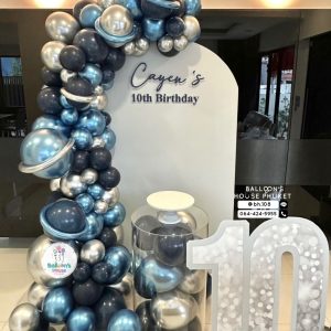 Organic Balloon Decoration – Chrome Silver & Blue