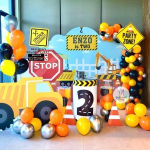 Organic Balloon Decoration