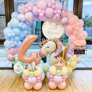 Organic Balloon Decoration