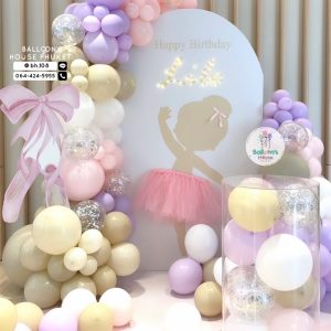 Organic Balloon Decoration