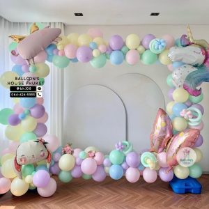 Organic Balloon Decoration