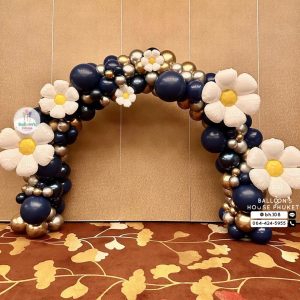 Organic Balloon Decoration