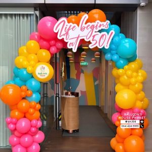 Organic Balloon Decoration