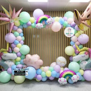 Organic Balloon Decoration