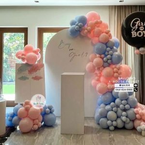 Organic Balloon Decoration