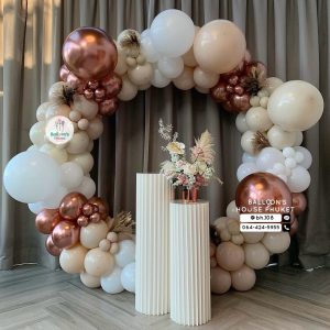 Organic Balloon Decoration