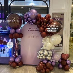 Organic Balloon Decoration