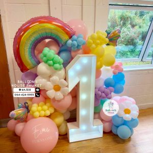 Organic Balloon Decoration