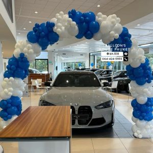 Organic Balloon Decoration