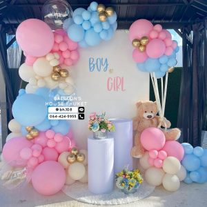 Organic Balloon Decoration