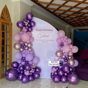 Organic Balloon Decoration